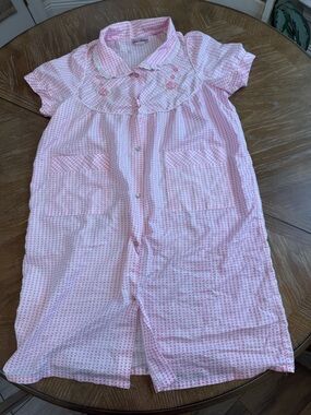 Lati Fashion house dress robe gown